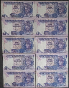 10 x  Malaysia 1 Ringgit Banknote