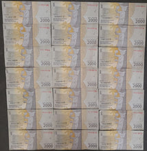 Load image into Gallery viewer, 21 x Indonesia 2000 Rupiah Banknotes
