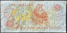 Load image into Gallery viewer, New Zealand 5 Dollar Paper Banknote

