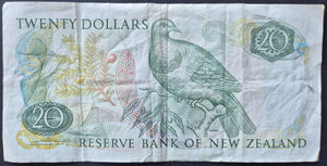 New Zealand 20 Dollar Paper Banknote (Ray Hardie)