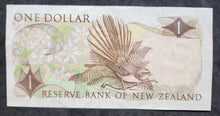 Load image into Gallery viewer, New Zealand 1 Dollar Paper Banknote (Knight) (1967-1981)

