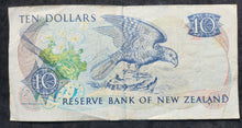 Load image into Gallery viewer, New Zealand 10 Dollar Paper Banknote (Russell) (1981-1992)

