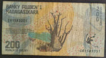 Load image into Gallery viewer, Madagascar 200 Ariary Banknote
