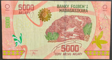 Load image into Gallery viewer, Madagascar 5,000 Ariary Banknote
