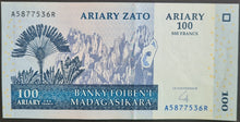 Load image into Gallery viewer, Madagascar 100 Ariary Banknote
